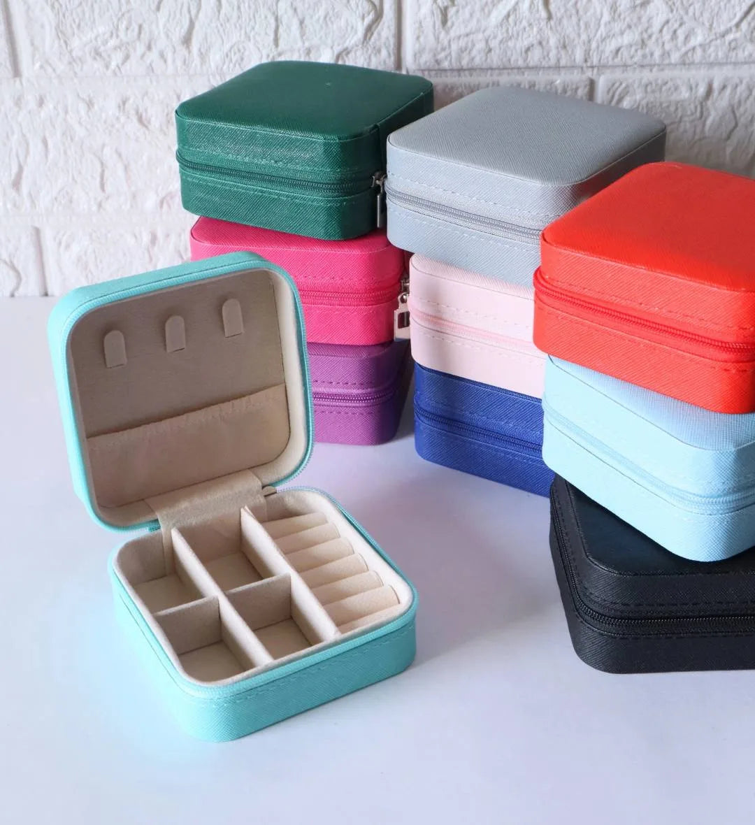 Mini Travel Jewelry Organizer Box (Buy 1 Get 1 Free)